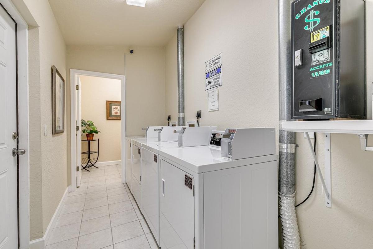 Walkable To Restaurants And Steps To The Beach! - Coconut Villa'S Suite 10 St. Pete Beach Exterior foto
